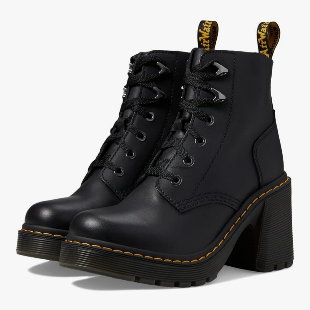 Dr. Martens Back, SIZE 7 Unisex-Adult Jesy 6 Tie Boot - Worn Once!